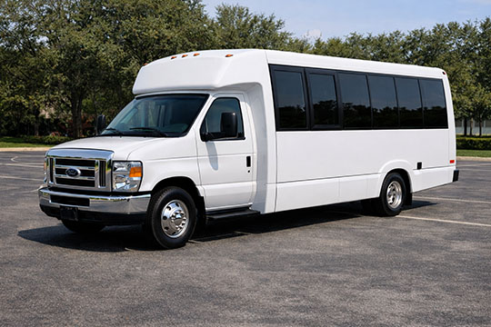 18-passenger minibus rental Madera TX